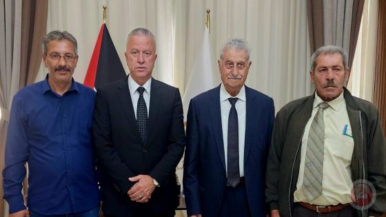 اللجنة الرئاسية للسلم الأهلي تجتمع مع عميد رجال الإصلاح في فلسطين