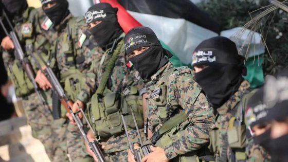 تسليم السلاح أم “بوابة الجحيم”.. من سيتخذ القرار داخل حماس؟