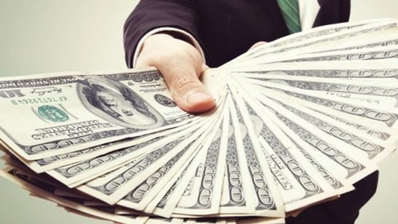 كيفية التنقل في تقلبات الأسواق: الفوركس، الأسهم، مؤشرات العقود مقابل الفروقات والمعادن