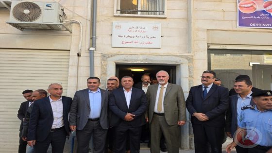 وزير الزراعة يدشّن مشاريع تنموية في السموع