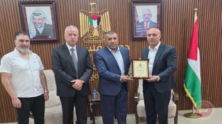 الاعلان عن اطلاق معرض الغذاء 2025 خلال تكريم محافظ الخليل