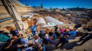 محافظة القدس تدين جولات تهويدية في أنفاق سلوان