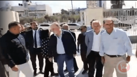 القدوة يصل رام الله ويزور ضريح الرئيس الراحل ياسر عرفات