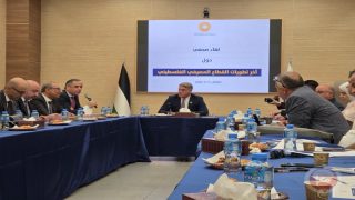 سلطة النقد: خطة بديلة في حال تنفيد تهديدات البنوك الاسرائيلية ومحاولات لحل أزمة الشيكل وإعمار غزة