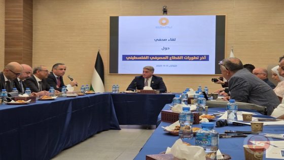 سلطة النقد: خطة بديلة في حال تنفيد تهديدات البنوك الاسرائيلية ومحاولات لحل أزمة الشيكل وإعمار غزة