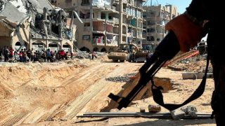 تسليم جثة جندي إسرائيلي اليوم واستئناف البحث عن جثث الجنود في غزة