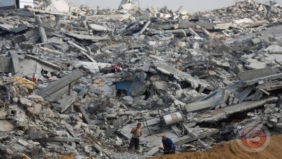 غزة: قصف مدفعي على طول الحدود الشرقية ومساعي لانهاء تسليم جثامين جنود الاحتلال