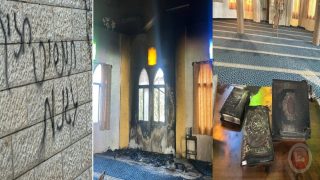 صور- مستوطنون يحرقون مسجدًا في ديراستيا ويخطّون شعارات عنصرية