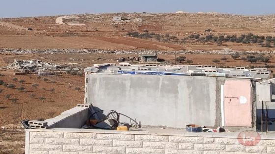تصعيد استيطاني في مسافر يطا.. اعتقال وسرقة وحراثة أراضٍ فلسطينية بالقوة