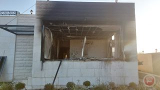 رام الله.. مستوطنون يضرمون النار في منزل بقرية أبو فلاح