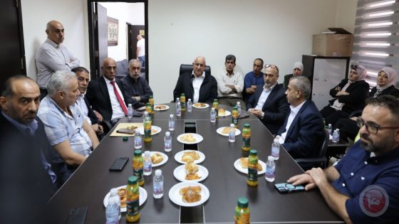 وزير الداخلية يلتقي لجان السلم الأهلي في محافظة نابلس