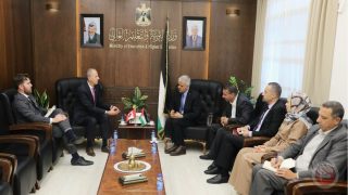 برهم يبحث مع ممثل كندا تعزيز الشراكة الأكاديمية والتعليمية بين البلدين