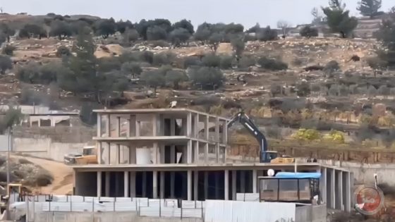 الاحتلال يهدم منزلا قيد الإنشاء في الخضر جنوب بيت لحم