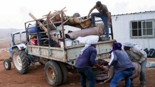 الاحتلال يهدم منشأة سكنية وحظائر ماشية في الأغوار الشمالية