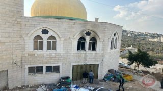 “الخارجية” تُدين إحراق مسجد الحاجة حميدة شمال غرب سلفيت