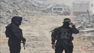 غزة.. تبادل للجثامين وجيش الاحتلال يدمر مزيد من المنازل