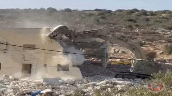 الاحتلال يهدم منزلا في بلدة بروقين غرب سلفيت