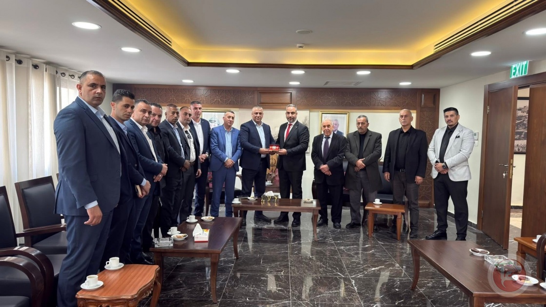 بلدية بيت لحم تؤكد حرصها على تعزيز التعاون الأمني والخدماتي لخدمة المواطنين
