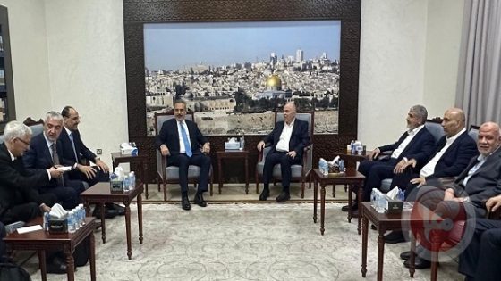 وزير الخارجية التركي يلتقي بمسؤولين من حماس ويناقشان المرحلة الثانية بغزة