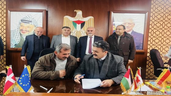 المحافظ دغلس يشارك وزير الزراعة في فعالية توقيع اتفاقيات مشروع MAP2 للمزارعين