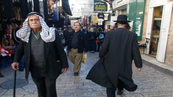 “سانت إيڤ”: بلدية الاحتلال تتجه لرفع ضريبة الأرنونا على 14 حيا فلسطينيا في القدس