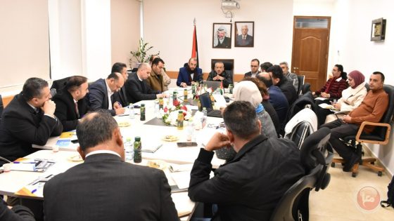 التعليم العالي” تناقش تنظيم التخصصات الهندسية في فلسطين