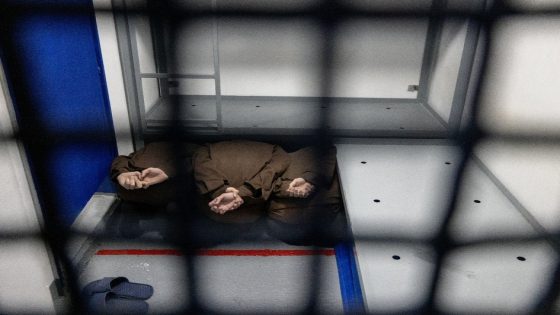 أوضاع صعبة يعيشها أسرى معتقل “ريمون” وخاصة المرضى