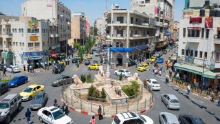 تهديد جديد للمالية الفلسطينية.. 380 قضية أمام المحاكم الإسرائيلية قد تنتهي بحجز أصول السلطة