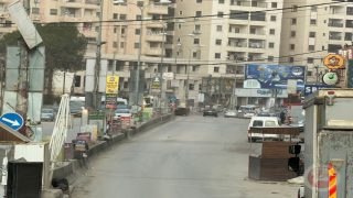 لليوم الثاني.. الاحتلال يواصل اقتحام كفر عقب وتعليق الدوام في المدارس