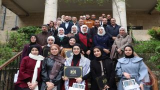 التربية وقامات تكرّمان الطلبة الفائزين بمسابقة “استرداد بالكلمات”