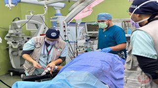 جمعية الهلال الأحمر تنفّذ أول عمليات القلب المفتوح في قطاع غزة بعد توقفها