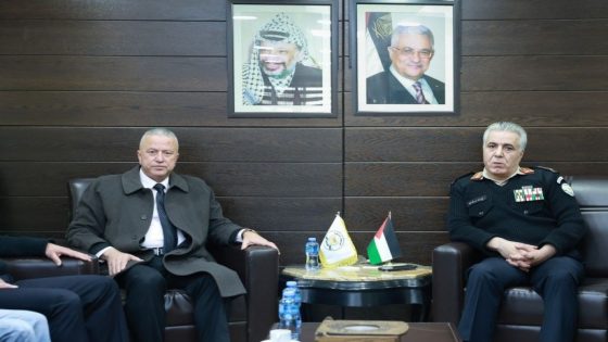 اللواء إياد بركات يستقبل وفد اتحاد صناعات الألمنيوم والزجاج