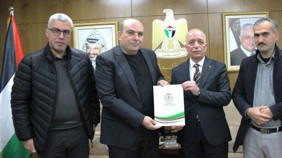 رئيس سلطة الأراضي يلتقي مدير عام الخدمات الطبيةويبحثان التعاون