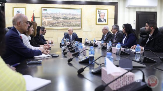 مصطفى يبحث مع وفد من مكتب الأمم المتحدة لخدمات المشاريع تعزيز الجهود الاغاثية والإنسانية