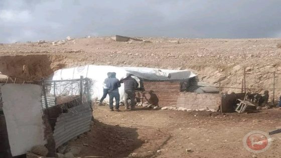 إخطارات بالهدم واعتداءات مستوطنين تطال أمّ قصّة ومسافر يطا