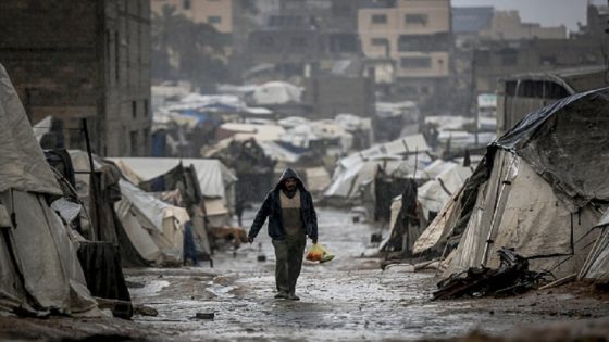 غارات شرقي دير البلح وخان يونس وإطلاق نار شرق غزة