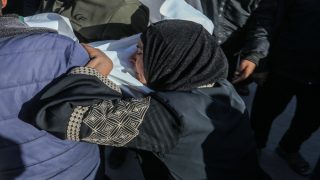 27 شهيدًا خلال يوم في قطاع غزة و71,851 منذ بدء الحرب