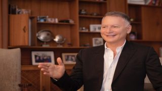 حين يقترب الاستثمار الفلسطيني من القدس يتحول سريعا إلى ملف سياسي وأمني.. رجل الأعمال الفلسطيني بشار المصري في دائرة الاستهداف