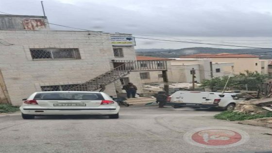 الاحتلال يقتحم مبنى مجلس قروي رافات ويزيل العلم الفلسطيني