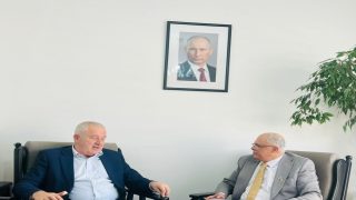 عودة يطلع السفير الروسي على تقرير “الاحتلال والفصل العنصري في الضفة”