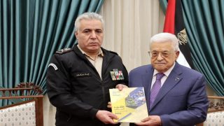 الرئيس يتسلم التقرير السنوي لجهاز الضابطة الجمركية