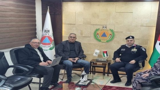 اجتماع مشترك بين وحدة الوقاية من المخدرات والدفاع المدني لتعزيز جهود الوقاية في المجتمع الفلسطيني