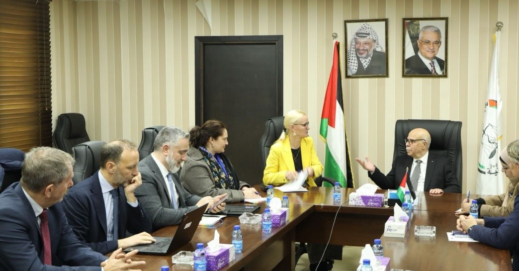 رئيس مجلس القضاء الأعلى يبحث مع رئيس بعثة الشرطة الأوروبية تطوير العمل القضائي ودعم سيادة القانون
