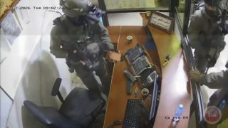 جيش الاحتلال يواصل اقتحام مدينة سلفيت ويحوّل منازل إلى ثكنات عسكرية