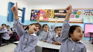 التربية: استمرار تعليق الدوام الوجاهي بالمدارس والجامعات حتى نهاية الاسبوع