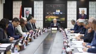 الحكومة تعتمد موازنة طوارئ 2026: تقشف مالي وتبني سياسة “صفر توظيف”
