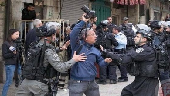 “النقابة”: استهداف الصحفيين الفلسطينيين في القدس في شهر رمضان يهدف لطمس الحقيقة واحتكار صناعة الخبر