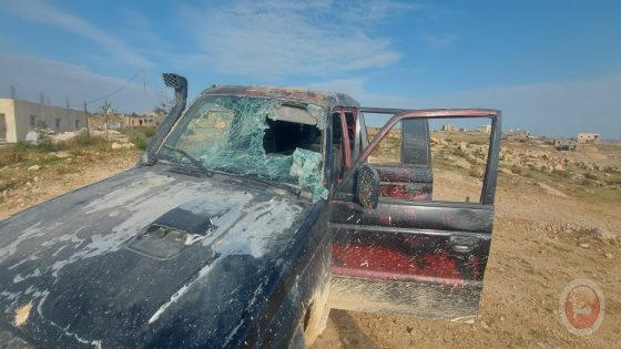 جيش الاحتلال يعتقل عمالا ويدمر مركبة جنوب الخليل