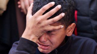 6 منذ الصباح.. شهيدان وجرحى في خروقات اسرائيلية وسط قطاع غزة