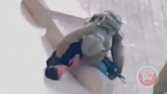 فيديو يوثق اعتداء جنود الاحتلال على طفل في بيت فوريك